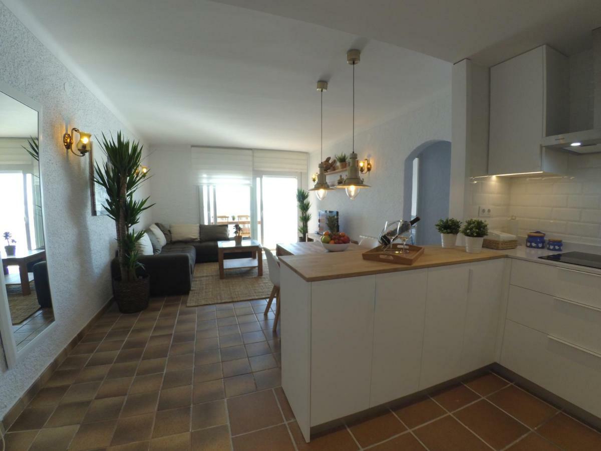 Apartament Belvedere Roses Exteriér fotografie