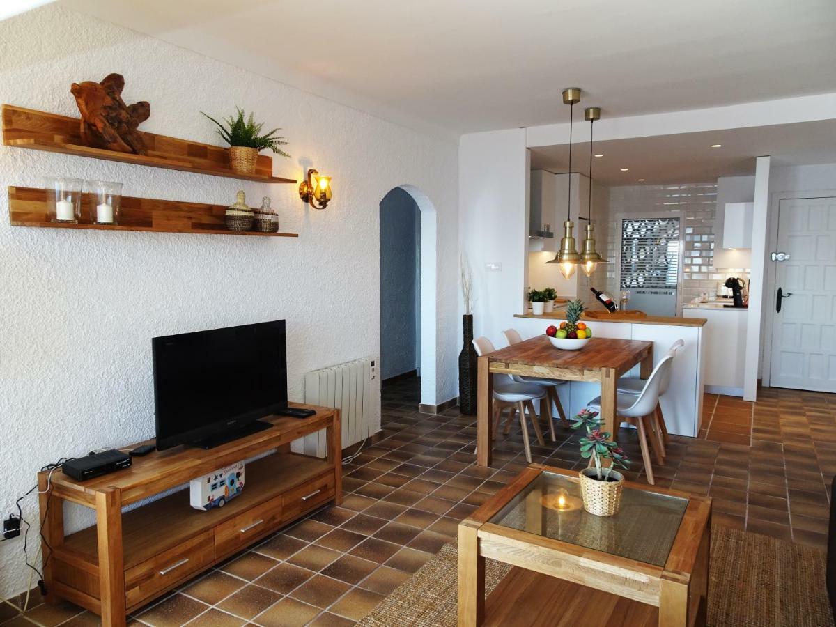 Apartament Belvedere Roses Exteriér fotografie